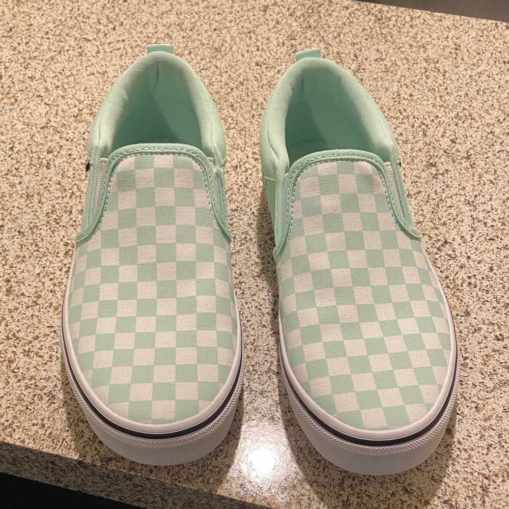 🚫sold🚫Vans Mint Checkered Slip On Shoes